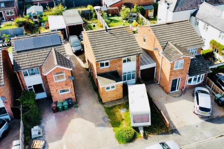 3 bedroom Detached house for sale in Beech Drive, Syston, LE7