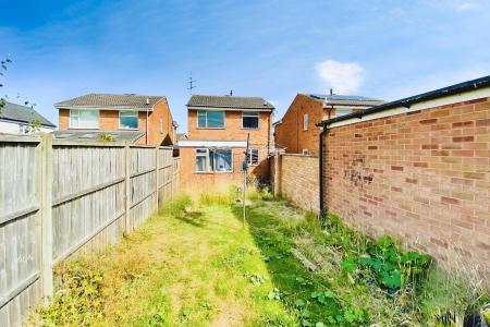 3 bedroom Detached house for sale in Beech Drive, Syston, LE7