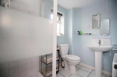 3 bedroom Detached house for sale in Beechwood Avenue, Queniborough, LE7