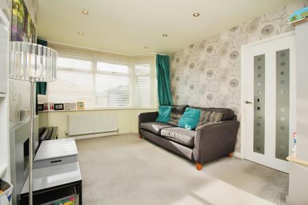 3 bedroom Semi-detached house for sale in Belvoir Drive, Syston, LE7