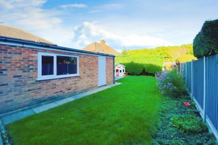 3 bedroom Semi-detached house for sale in Belvoir Drive, Syston, LE7