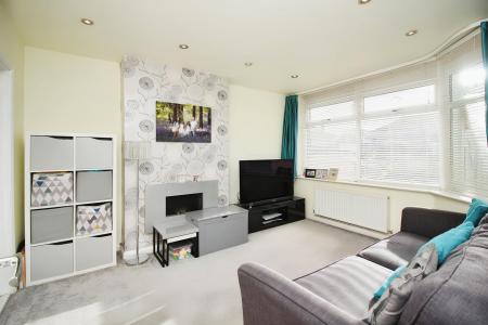 3 bedroom Semi-detached house for sale in Belvoir Drive, Syston, LE7