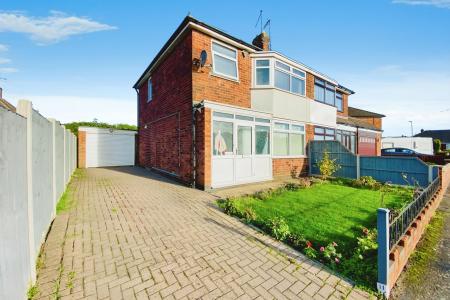 3 bedroom Semi-detached house for sale in Belvoir Drive, Syston, LE7