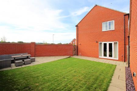 4 bedroom Detached house for sale in Blackfriars Road, Syston, LE7