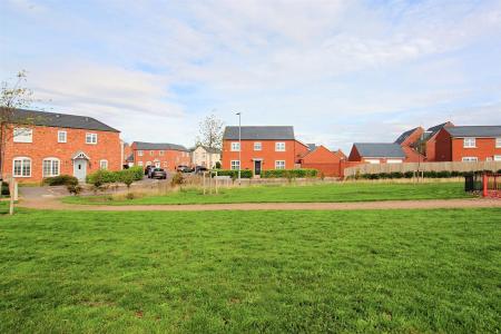 4 bedroom Detached house for sale in Blackfriars Road, Syston, LE7