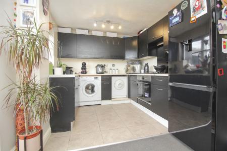 2 bedroom Terraced House for sale in Blount Road, Thurmaston, LE4