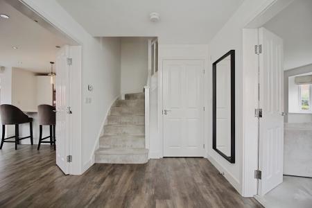 4 bedroom Detached house for sale in Boonton Meadows Way, Queniborough, LE7