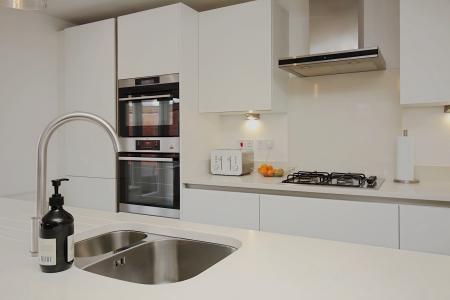 4 bedroom Detached house for sale in Boonton Meadows Way, Queniborough, LE7