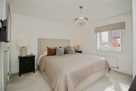 4 bedroom Detached house for sale in Boonton Meadows Way, Queniborough, LE7