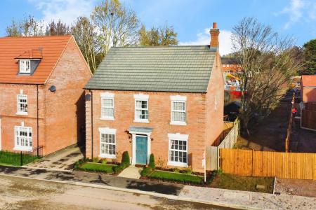 4 bedroom Detached house for sale in Boonton Meadows Way, Queniborough, LE7