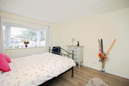 2 bedroom Semi-detached bungalow for sale in Bracken Dale, East Goscote, LE7