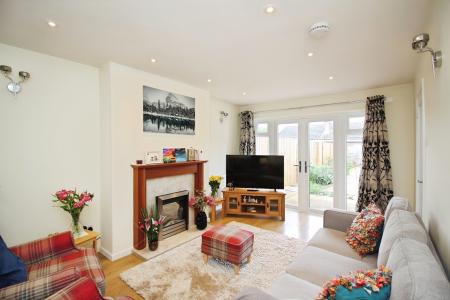 2 bedroom Semi-detached bungalow for sale in Bracken Dale, East Goscote, LE7