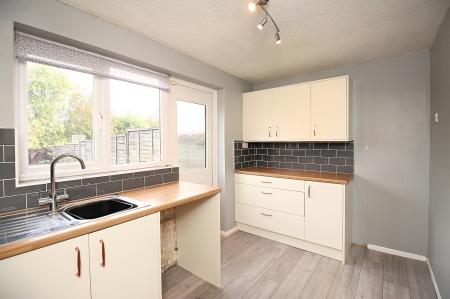 2 bedroom Terraced House for sale in Brackenfield Way, Thurmaston, LE4