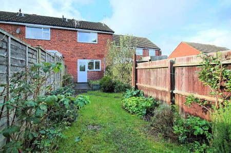 2 bedroom Terraced House for sale in Brackenfield Way, Thurmaston, LE4