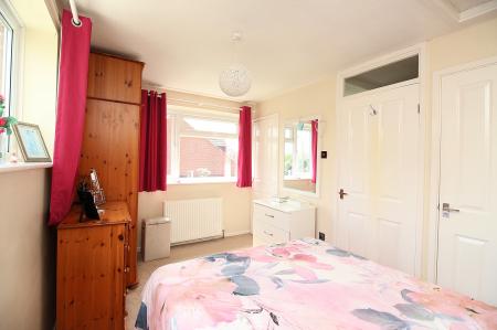 1 bedroom Terraced House for sale in Brackenfield Way, Thurmaston, LE4