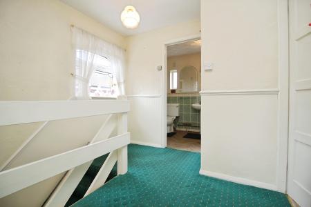 3 bedroom Semi-detached house for sale in Bradgate Avenue, Thurmaston, LE4