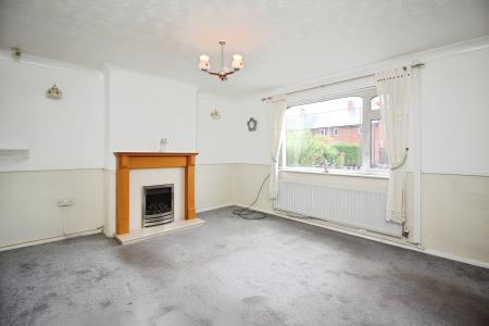 3 bedroom Semi-detached house for sale in Bradgate Avenue, Thurmaston, LE4