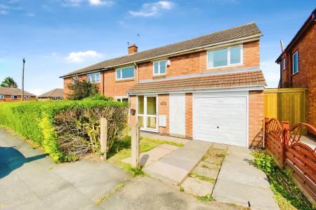 6 bedroom Semi-detached house for sale in Bramley Road, Birstall, LE4