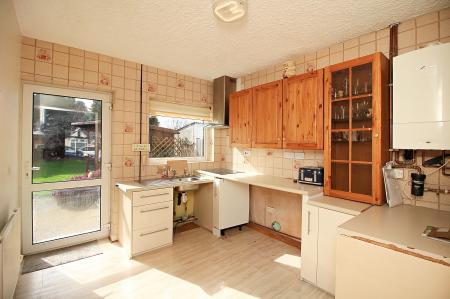 2 bedroom Detached bungalow for sale in Brighton Avenue, Syston, LE7