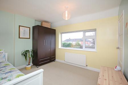 3 bedroom Terraced House for sale in Brighton Avenue, Syston, LE7