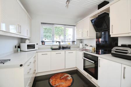 4 bedroom Detached house for sale in Broad Street, Syston, LE7