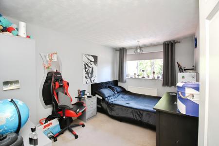 4 bedroom Detached house for sale in Broad Street, Syston, LE7