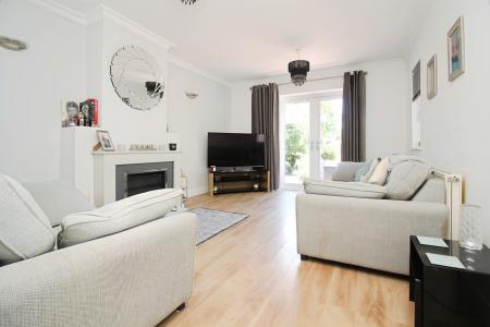 4 bedroom Detached house for sale in Broad Street, Syston, LE7