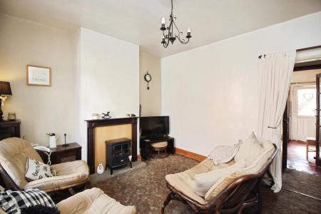 2 bedroom Terraced House for sale in Brook Street, Thurmaston, LE4