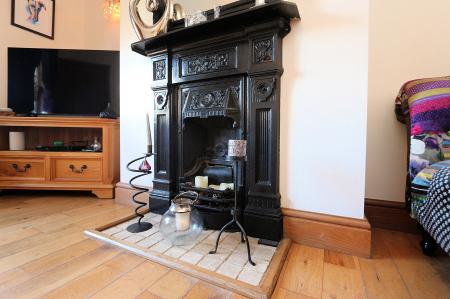 2 bedroom Terraced House for sale in Brookside, Rearsby, LE7