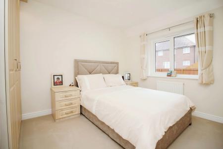 4 bedroom Detached house for sale in Carnaby Close, Hamilton, Leicester, LE5