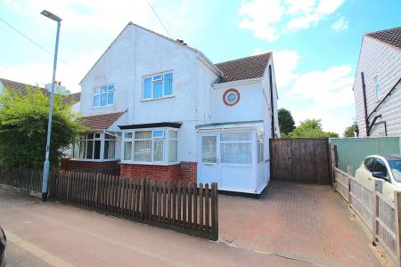 Central Avenue, Syston, LE7