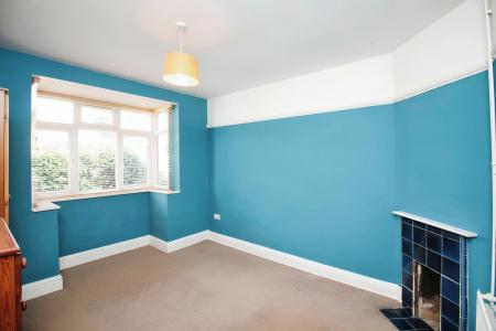 2 bedroom Semi-detached bungalow for sale in Central Avenue, Syston, LE7