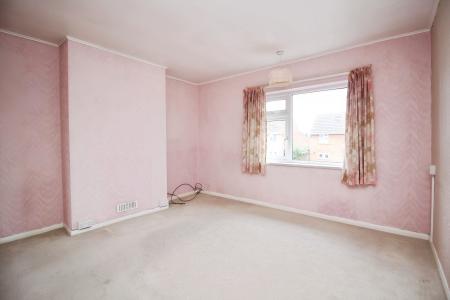 3 bedroom Semi-detached house for sale in Central Avenue, Syston, LE7