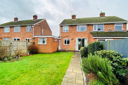 3 bedroom Semi-detached house for sale in Charnwood Avenue, Thurmaston, LE4