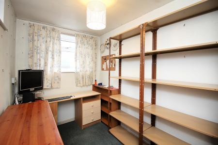 3 bedroom Semi-detached house for sale in Charnwood Avenue, Thurmaston, LE4