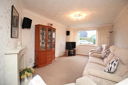 3 bedroom Semi-detached house for sale in Charnwood Avenue, Thurmaston, LE4