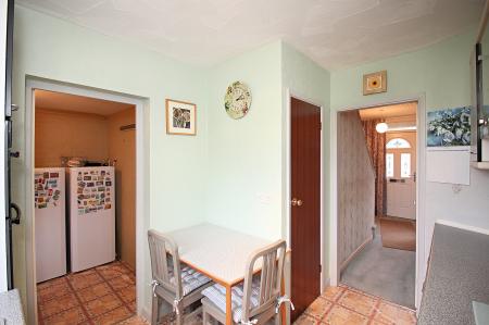 3 bedroom Semi-detached house for sale in Charnwood Avenue, Thurmaston, LE4