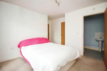 2 bedroom Flat for sale in Checkland Road, Thurmaston, LE4