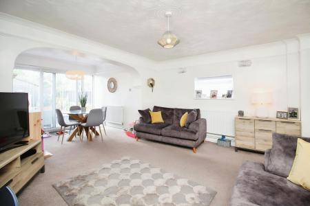 3 bedroom Semi-detached house for sale in Church Hill Road, Thurmaston, LE4