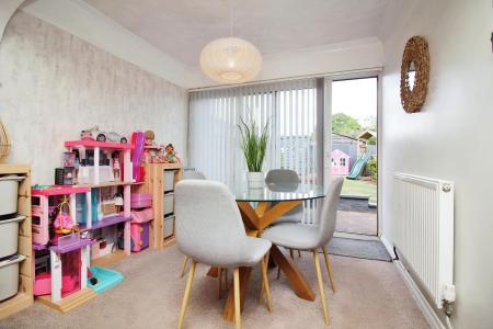 3 bedroom Semi-detached house for sale in Church Hill Road, Thurmaston, LE4