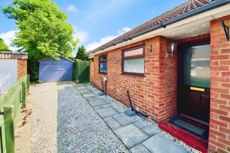2 bedroom Semi-detached bungalow for sale in Church Street, Thurmaston, LE4