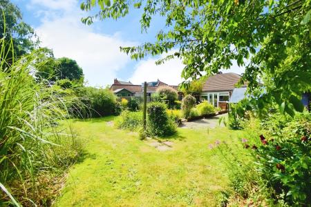 2 bedroom Semi-detached bungalow for sale in Church Street, Thurmaston, LE4