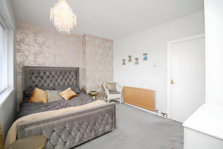 3 bedroom Terraced House for sale in Claydon Road, Leicester, LE5