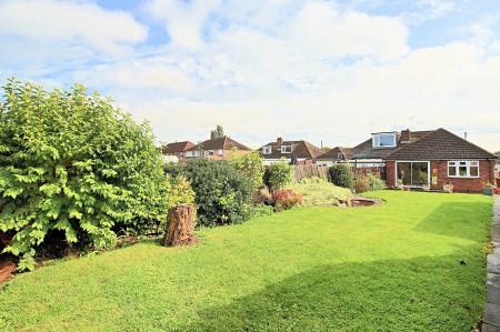 3 bedroom Semi-detached bungalow for sale in Colby Drive, Thurmaston, LE4