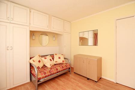 3 bedroom Semi-detached bungalow for sale in Colby Drive, Thurmaston, LE4