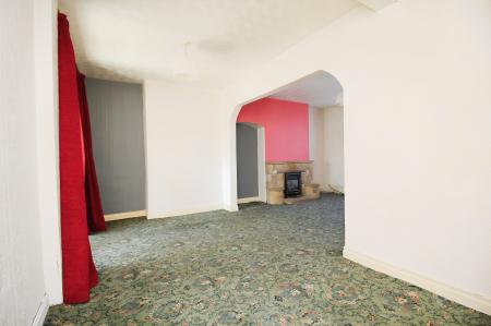 3 bedroom Semi-detached house for sale in Colindale Avenue, Birstall, LE4