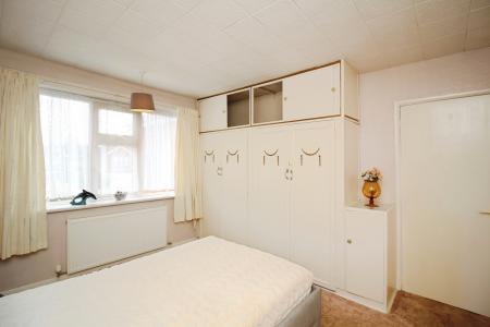 3 bedroom Semi-detached bungalow for sale in College Road, Syston, LE7