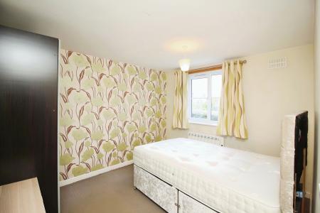 2 bedroom Flat for sale in Cookson Road, Leicester, LE4