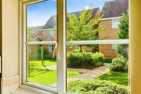 2 bedroom Flat for sale in Cookson Road, Leicester, LE4