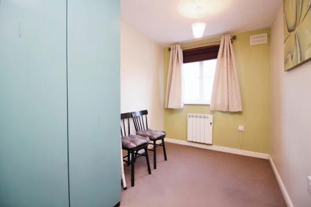 2 bedroom Flat for sale in Cookson Road, Leicester, LE4